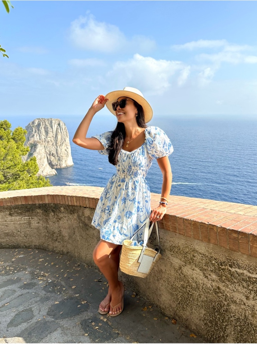 H&M White and Blue Floral Puff-Sleeve Mini Dress - Picture 2 of 3